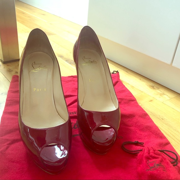 Christian Louboutin Altadama Red Patent Peeptoe - Picture 3 of 11